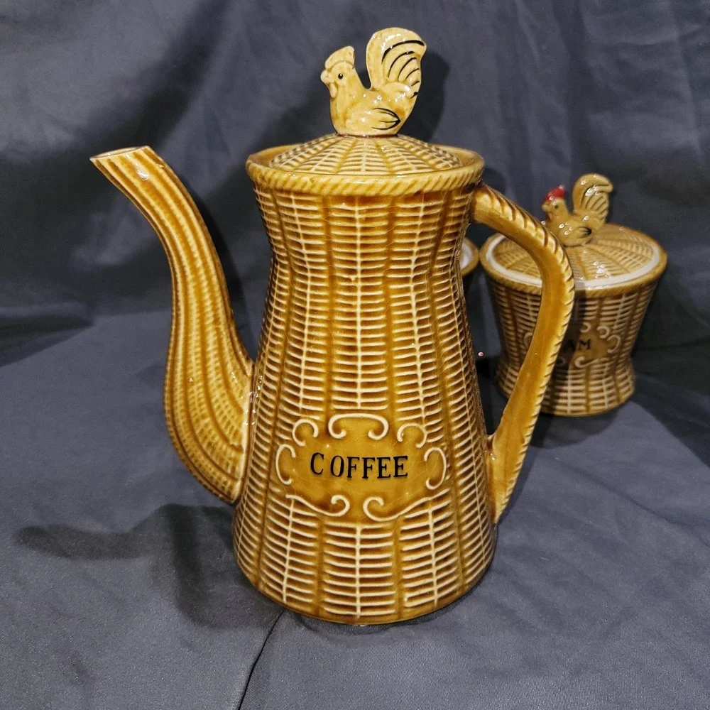 13-Piece Vintage Basketweave Rooster Breakfast Set Japan MCM Ceramic